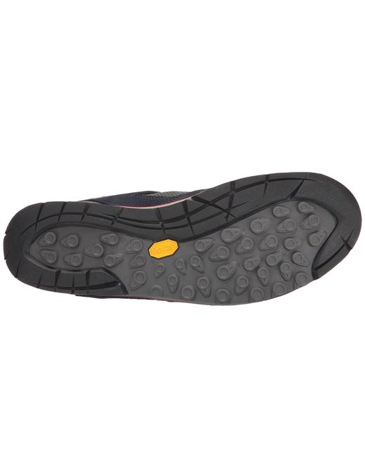 vasque men's grand traverse