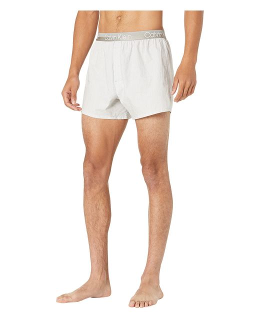 structure slim fit