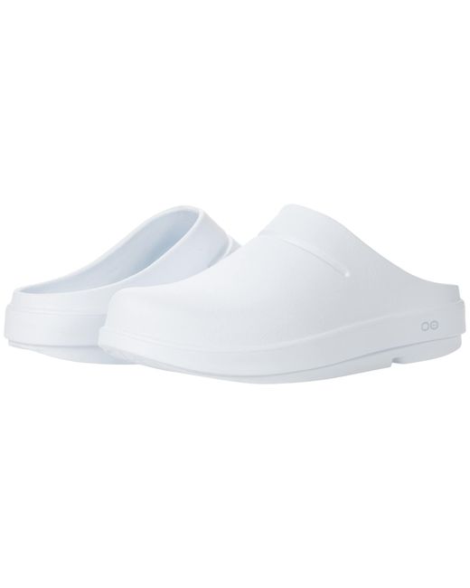 oofos white