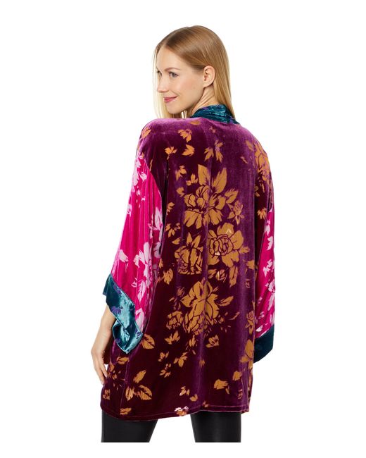 Johnny Was Dancing Queen Kimono in Red Lyst