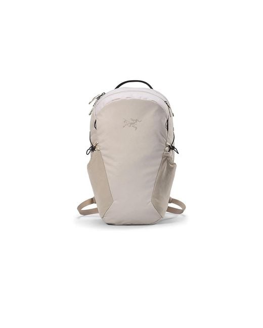 Arc'teryx バックパック Rune 16L Arc'teryx Mantis 16 Backpack (Rune 1) Backpack Bags in White