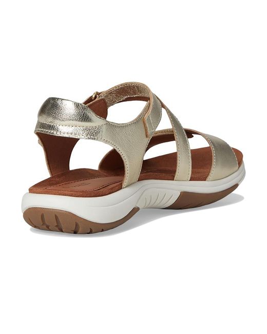 Cobb Hill Metallic Fiah Sandals 7.5 B