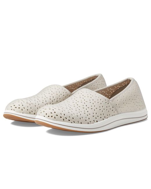 Clarks Breeze Emily in White | Lyst