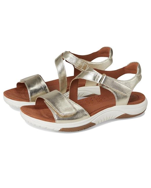Cobb Hill Metallic Fiah Sandals 7.5 B
