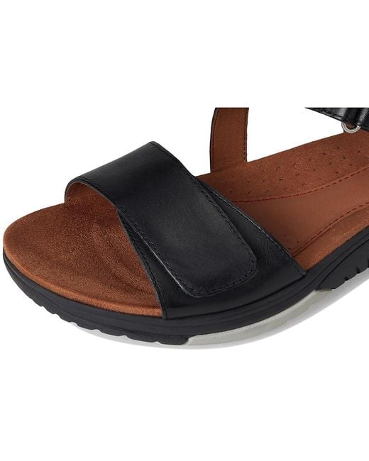 Cobb Hill Black Fiah Sandals 8 B