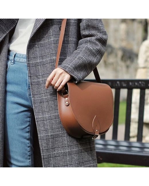 Zatchels Brown Handmade Leather Saddle Bag