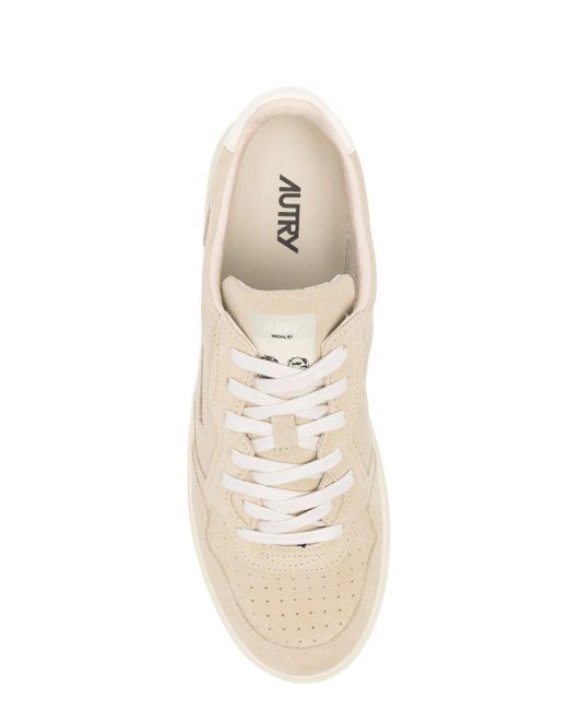 Autry Medaillengewinner niedriger beige Wildleder -Sneaker in Natural für Herren