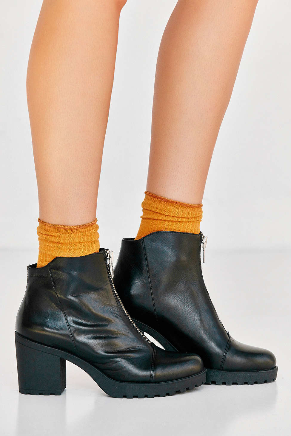 Vagabond Front Zip Grace Ankle Boot in Black | Lyst