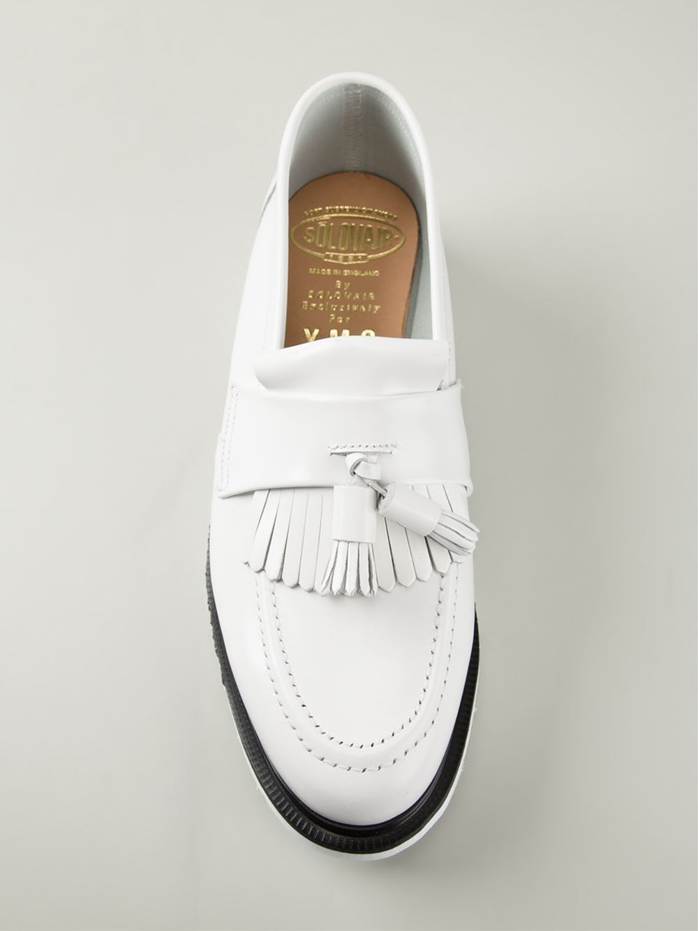 white nike loafers
