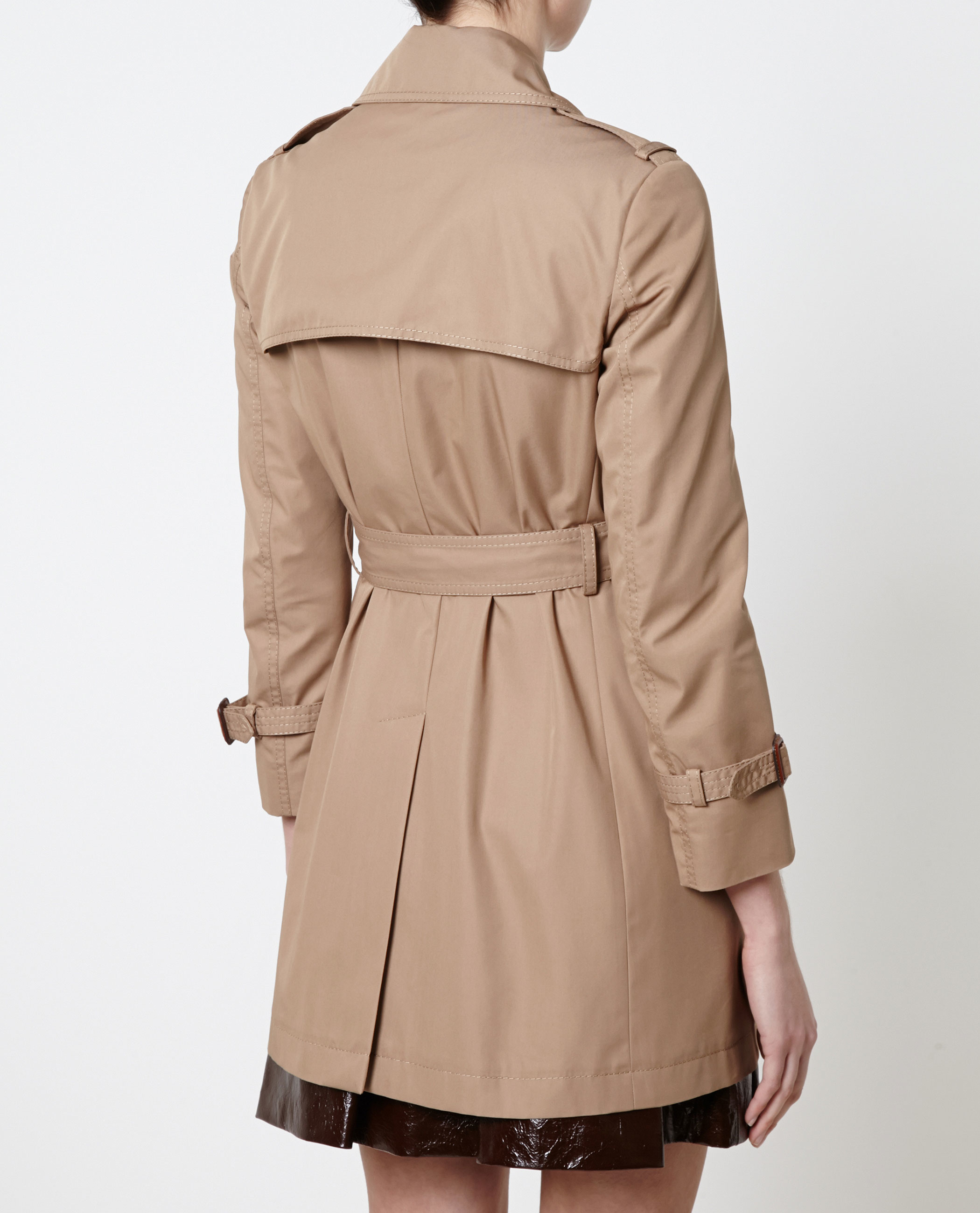 Gucci coat with store pearl buttons