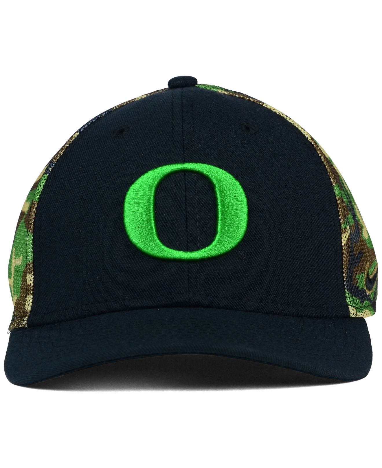 Download Nike Oregon Ducks Camo Hook Swooshflex Cap in Green for ...