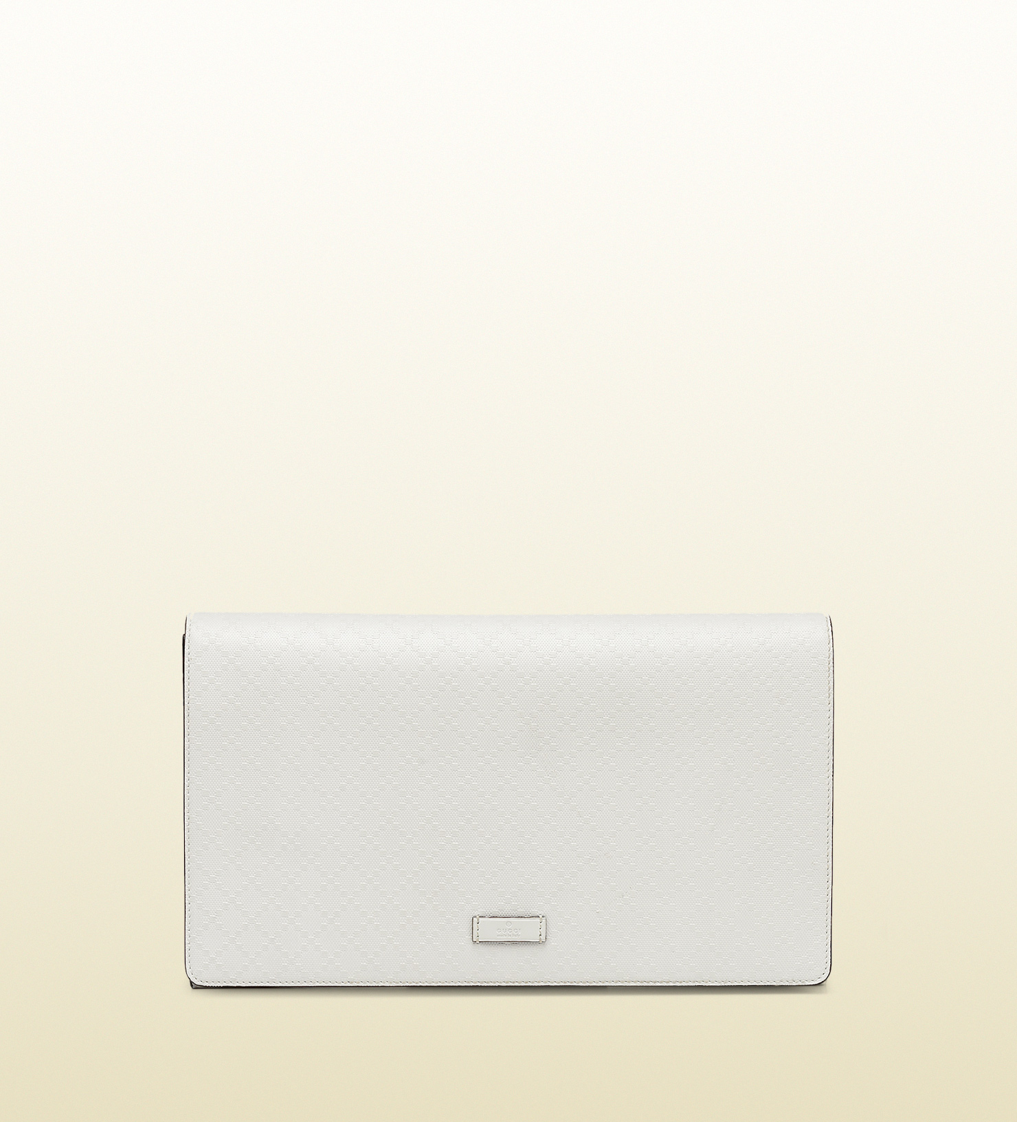 white gucci clutch