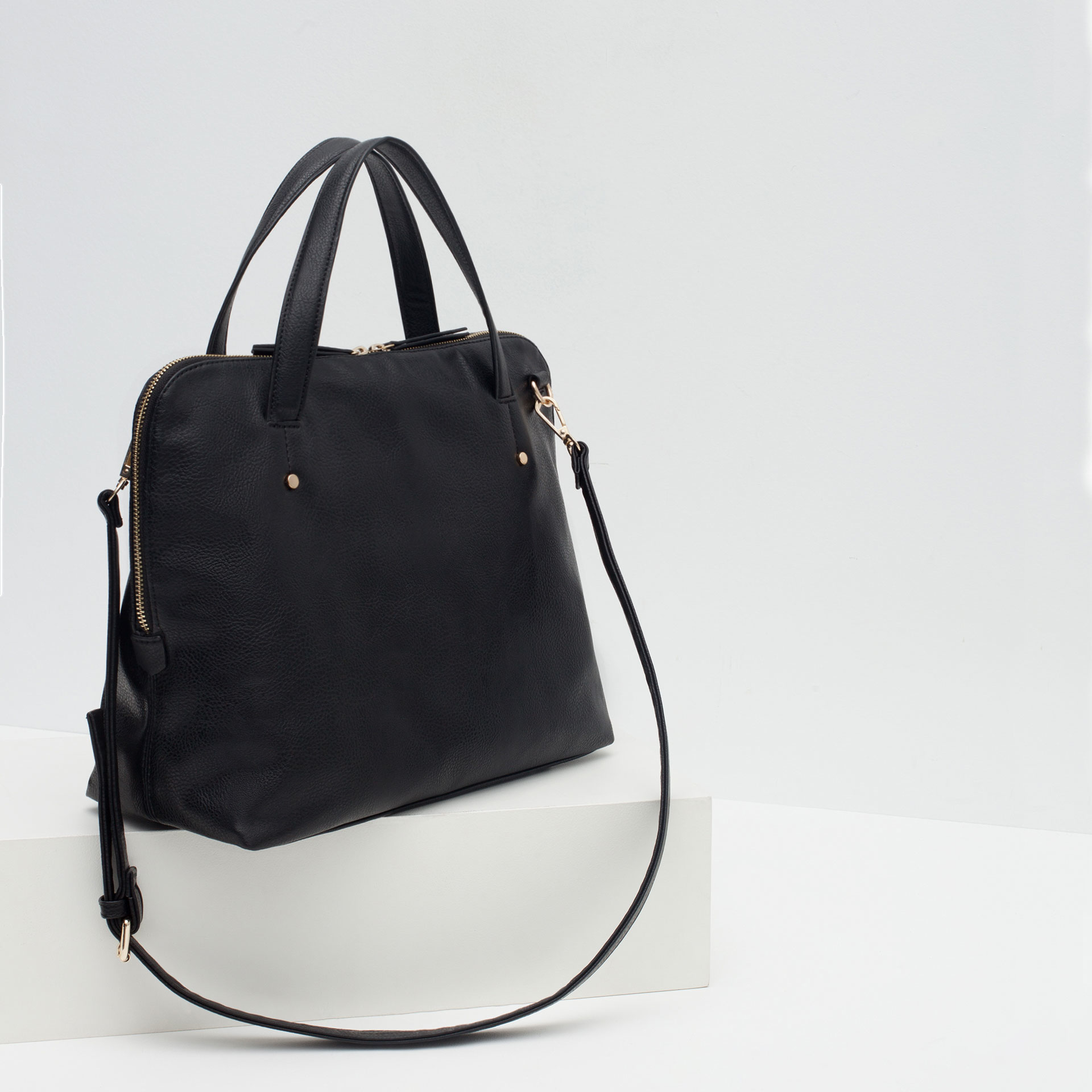 Zara Soft City Bag in Black | Lyst