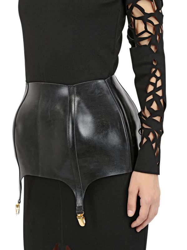 Lyst Murmur Leather Suspender Belt in Black