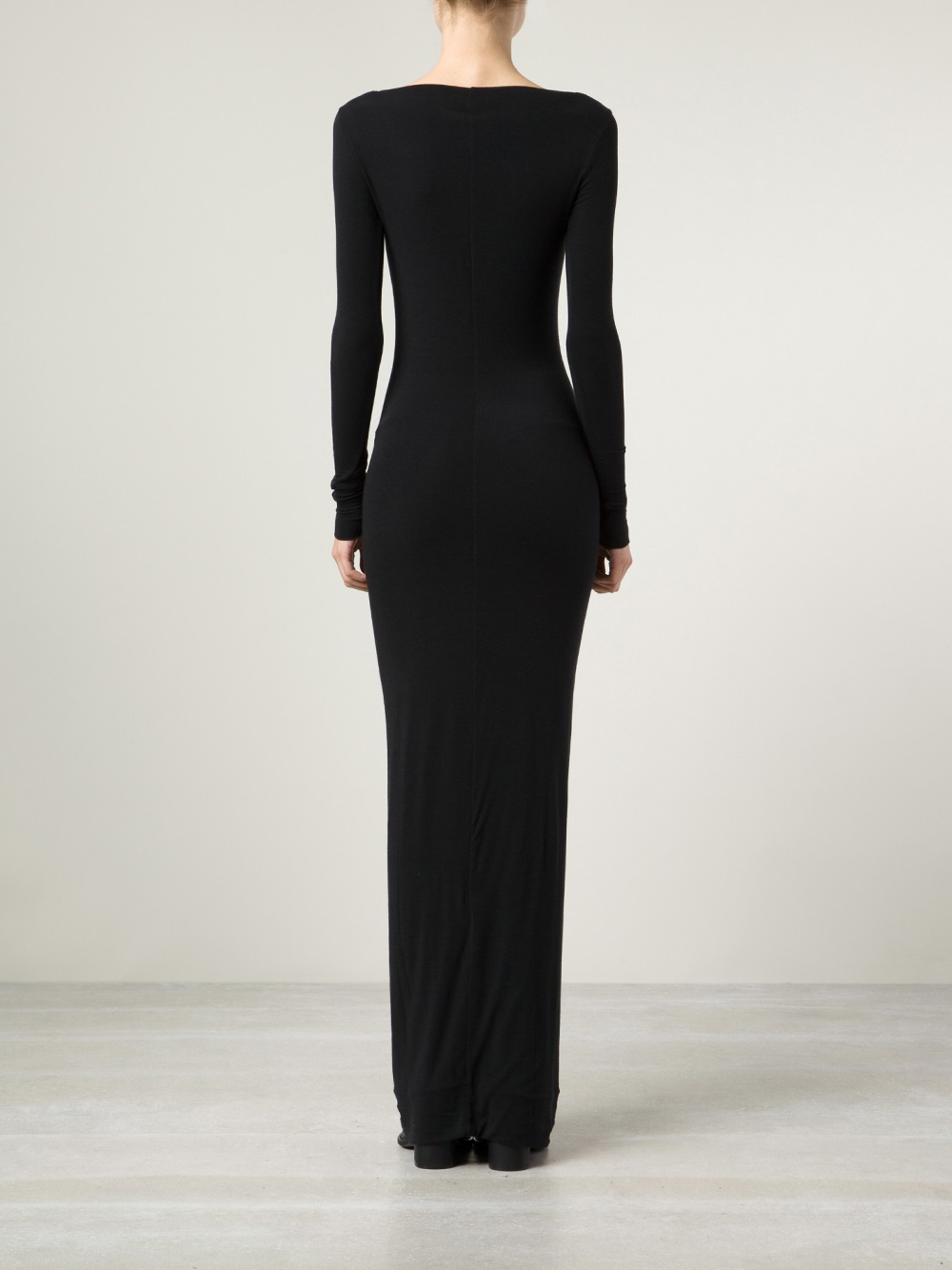 black column gown