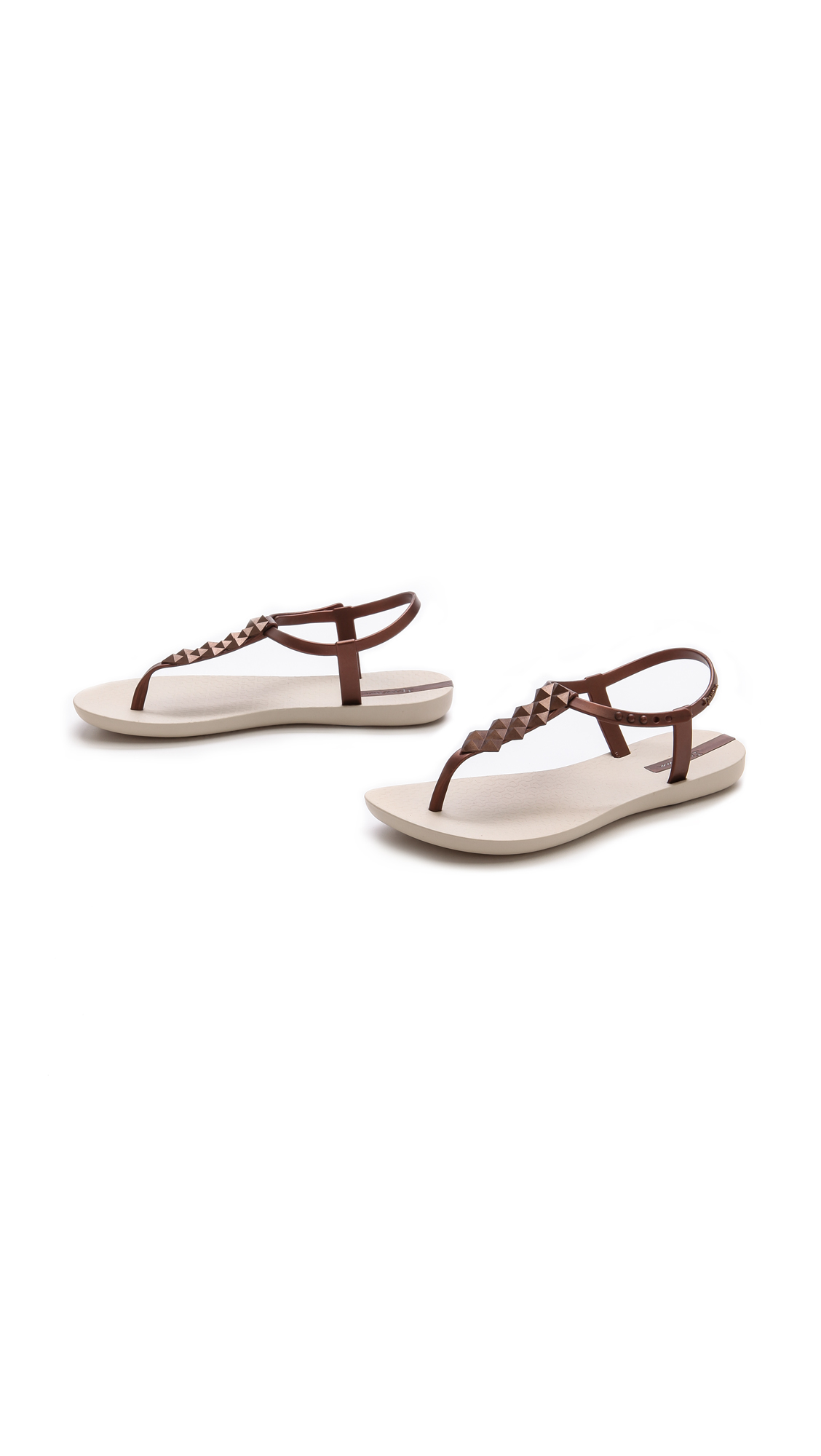 ipanema beige sandals