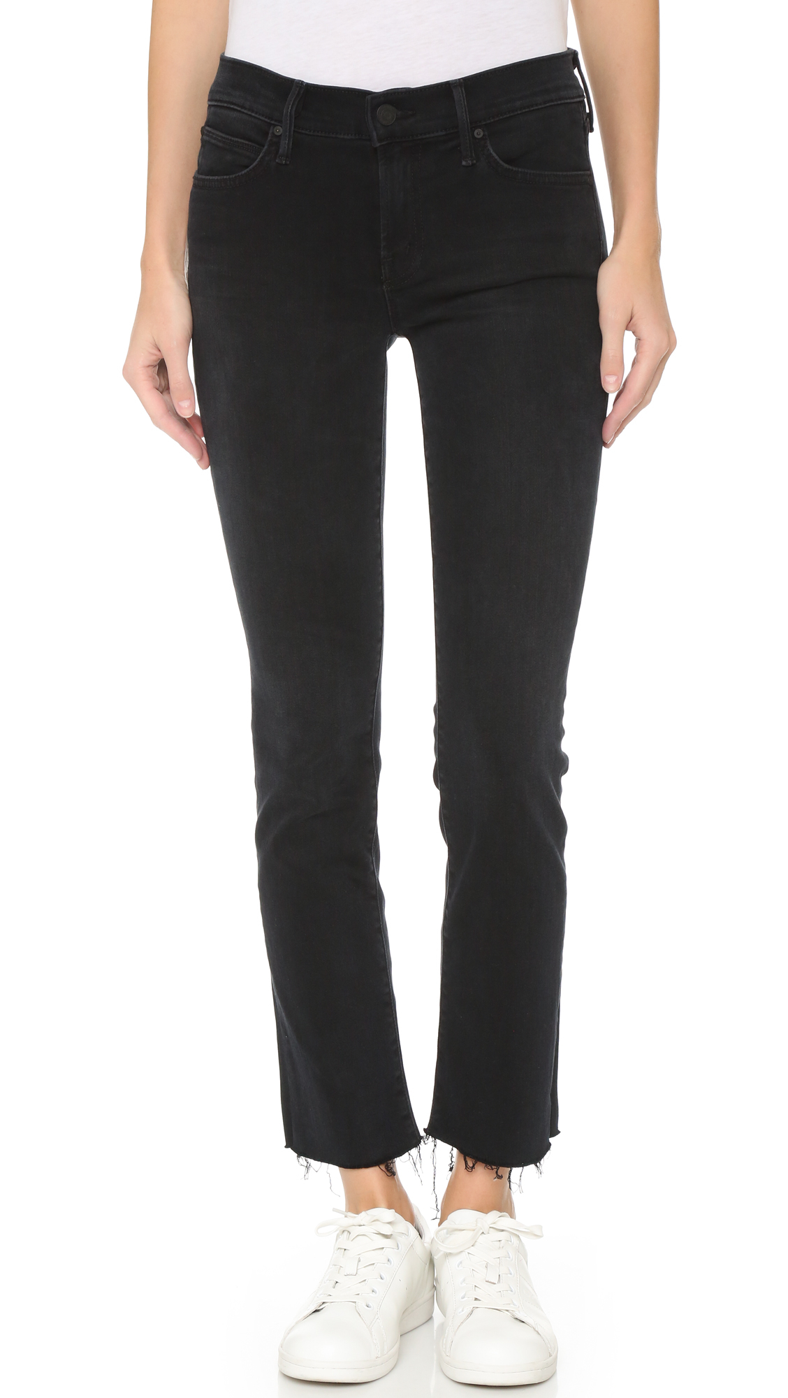 Mother The Rascal Ankle Snippet Jeans in Black | Lyst