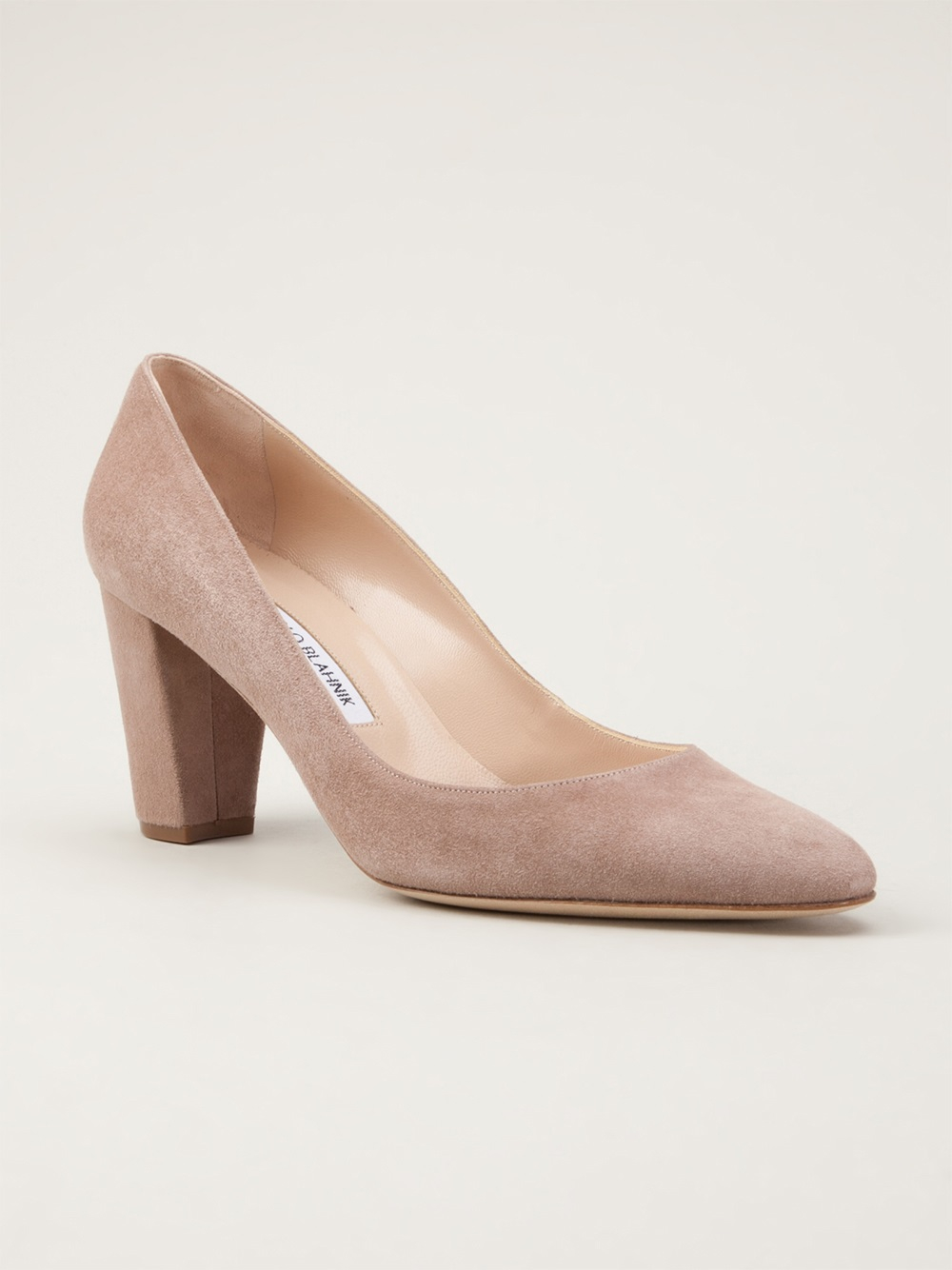 Manolo Blahnik Lisa Pump in Natural | Lyst