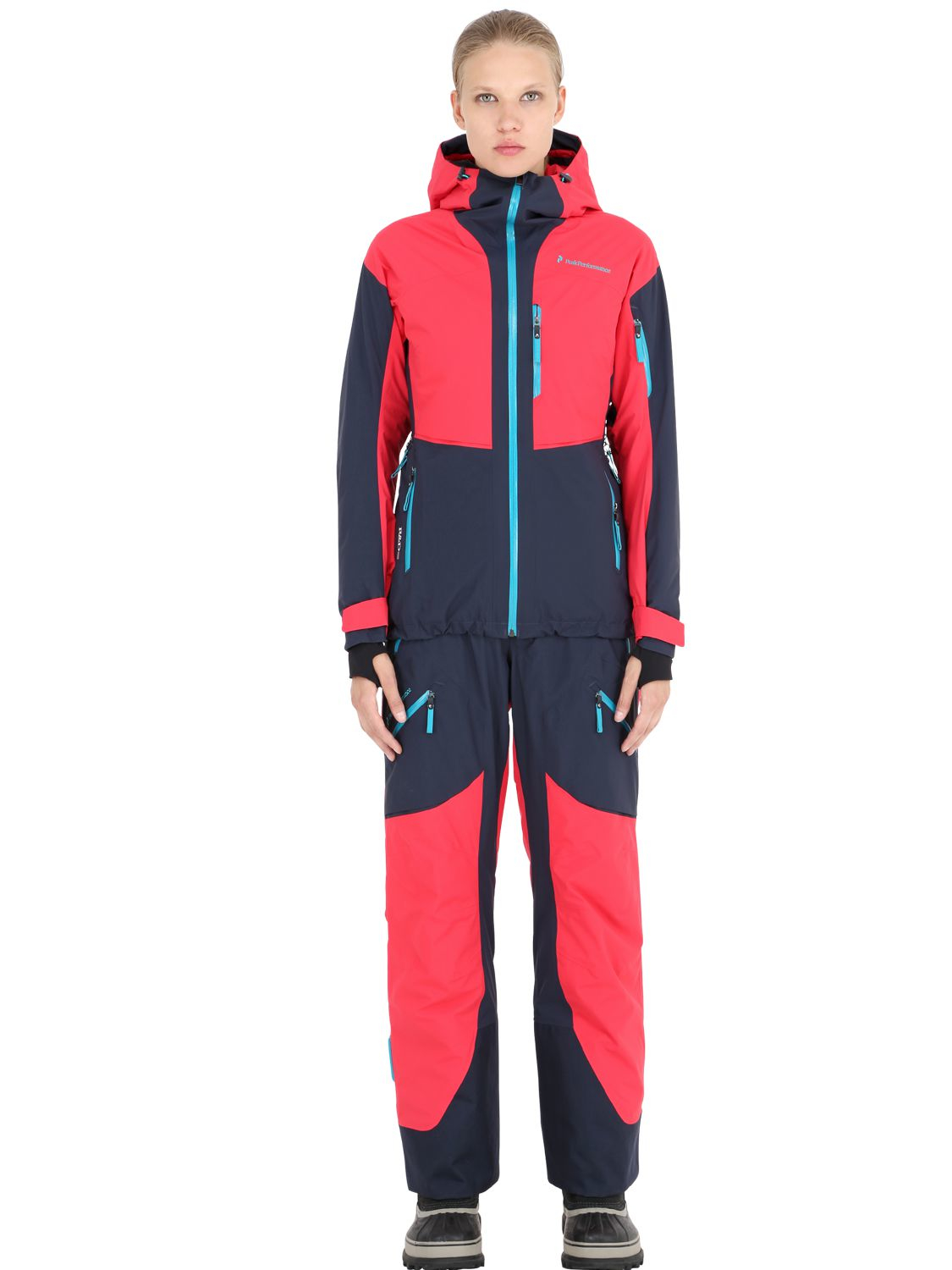 Peak Performance Heli Gravity 2l Insulated Ski Jacket in Pink/Navy (Blue) -  Lyst