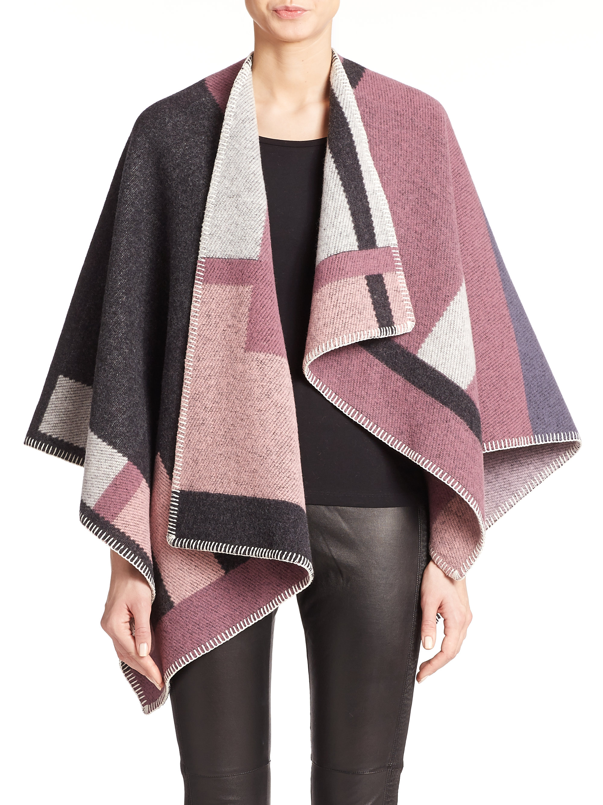 Burberry Wool cashmere Plaid Cape in Mauve Pink Purple Burberry Wool cashmere Plaid Cape in Mauve Pink Purple
