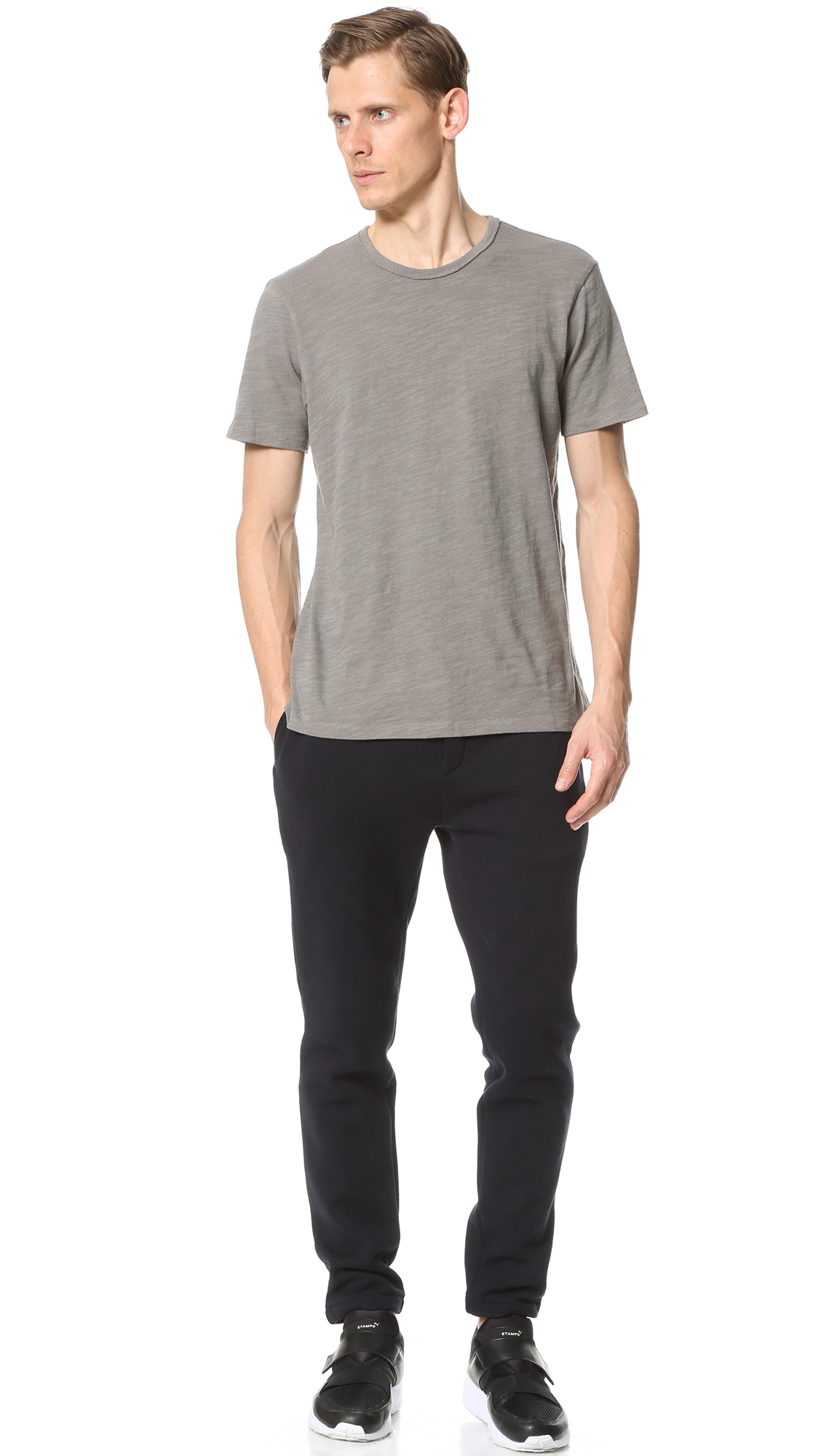 Alan clothing Allen Allen USA designs and manufactures on trend casual wear for women, made in the USA. Everything you need for the chic, stylish, on the go modern women.