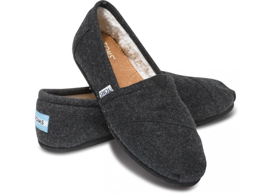 all black womens toms