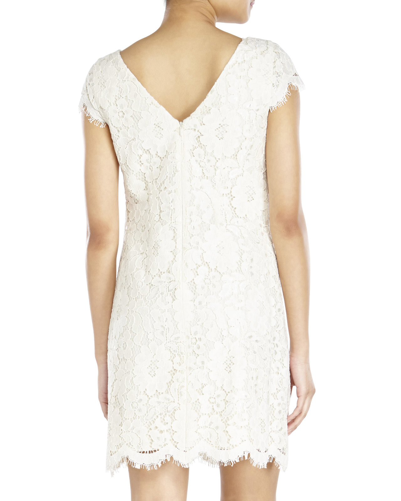 white short sleeve shift dress