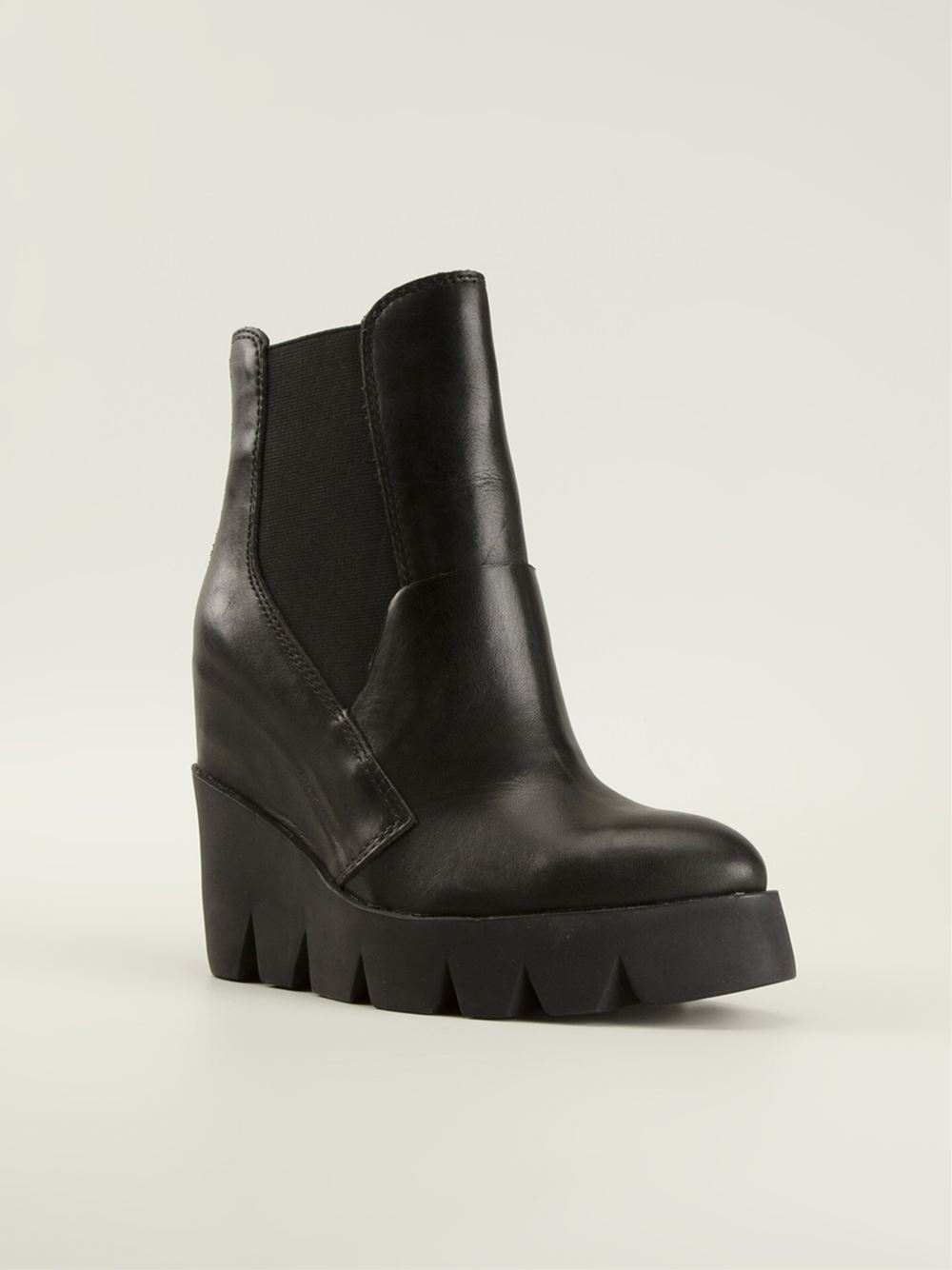 ash platform booties