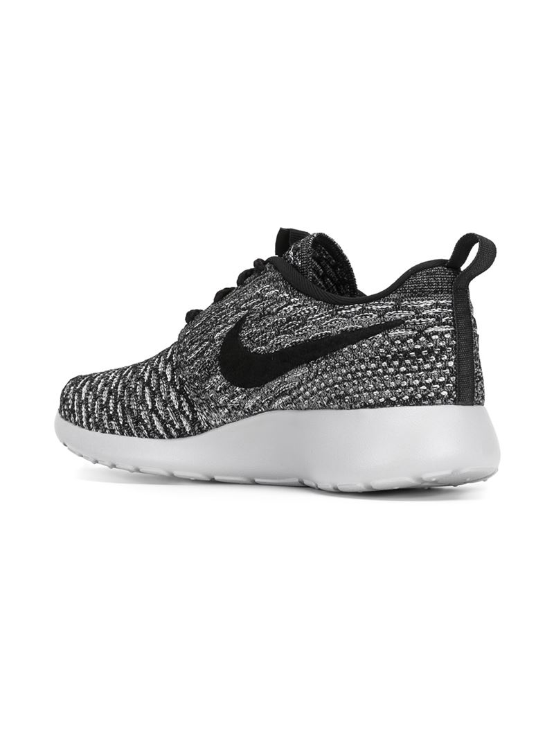 Nike Flyknit Roshe | SOLETOPIA