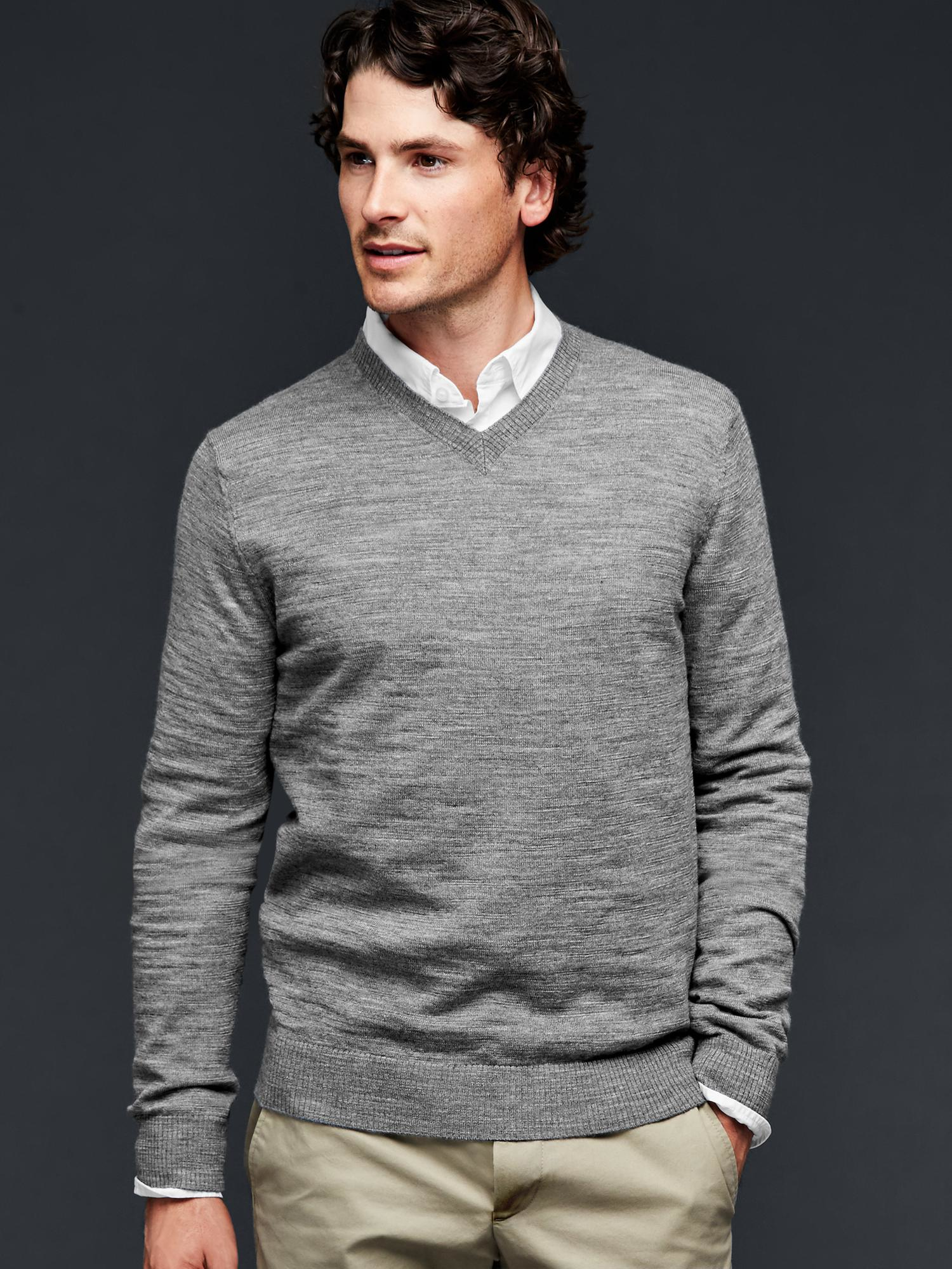 Gap Merino Slub V-neck Sweater (slim Fit) in Gray for Men (MEDIUM GREY ...