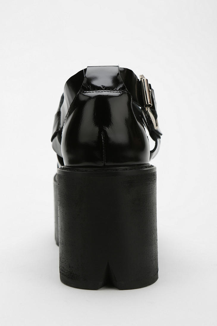 90s Platform Black Leather Fisherman Sandals Size 7 - 7.5 | Black leather, Black leather sandals 