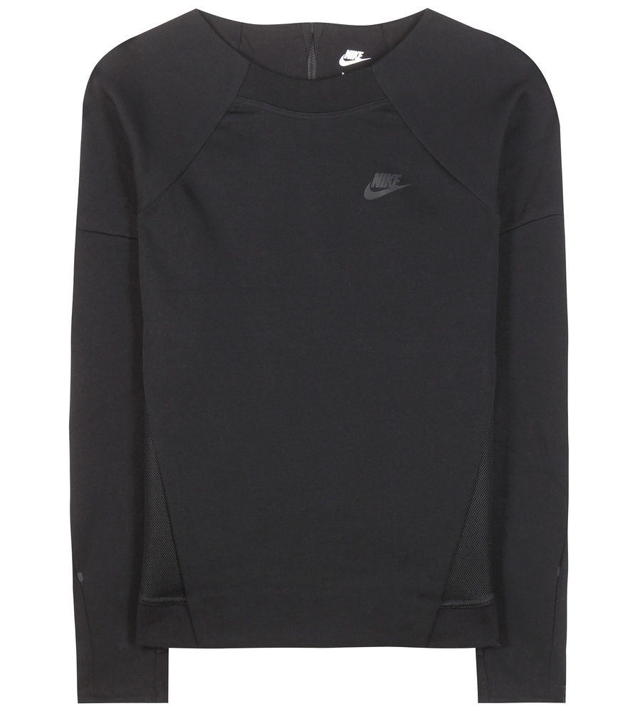 nike tech pants and sweater
