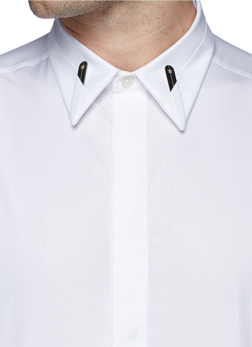 shirt collar bones