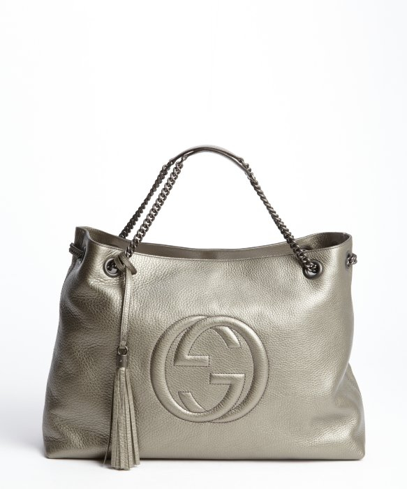 Gucci Silver Leather Logo Emblem Chain Strap Shoulder Bag in Silver | Lyst