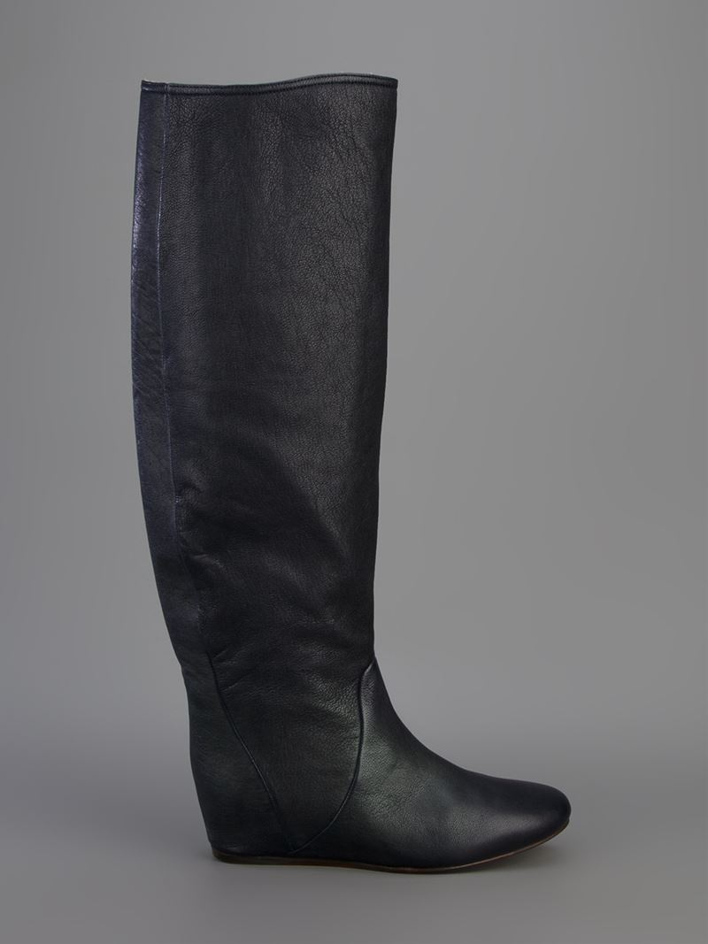 boots knee length