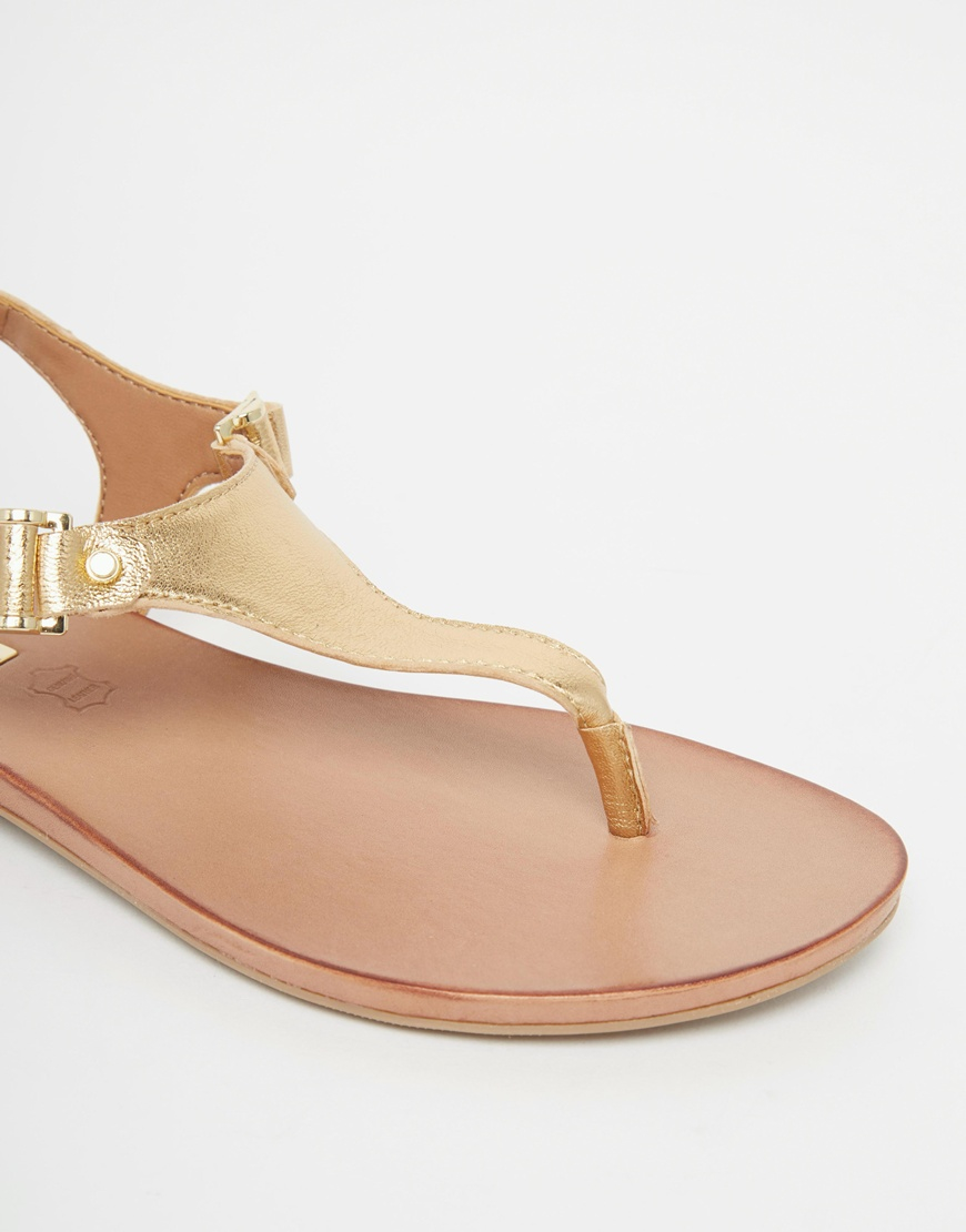 gold flat sandals aldo