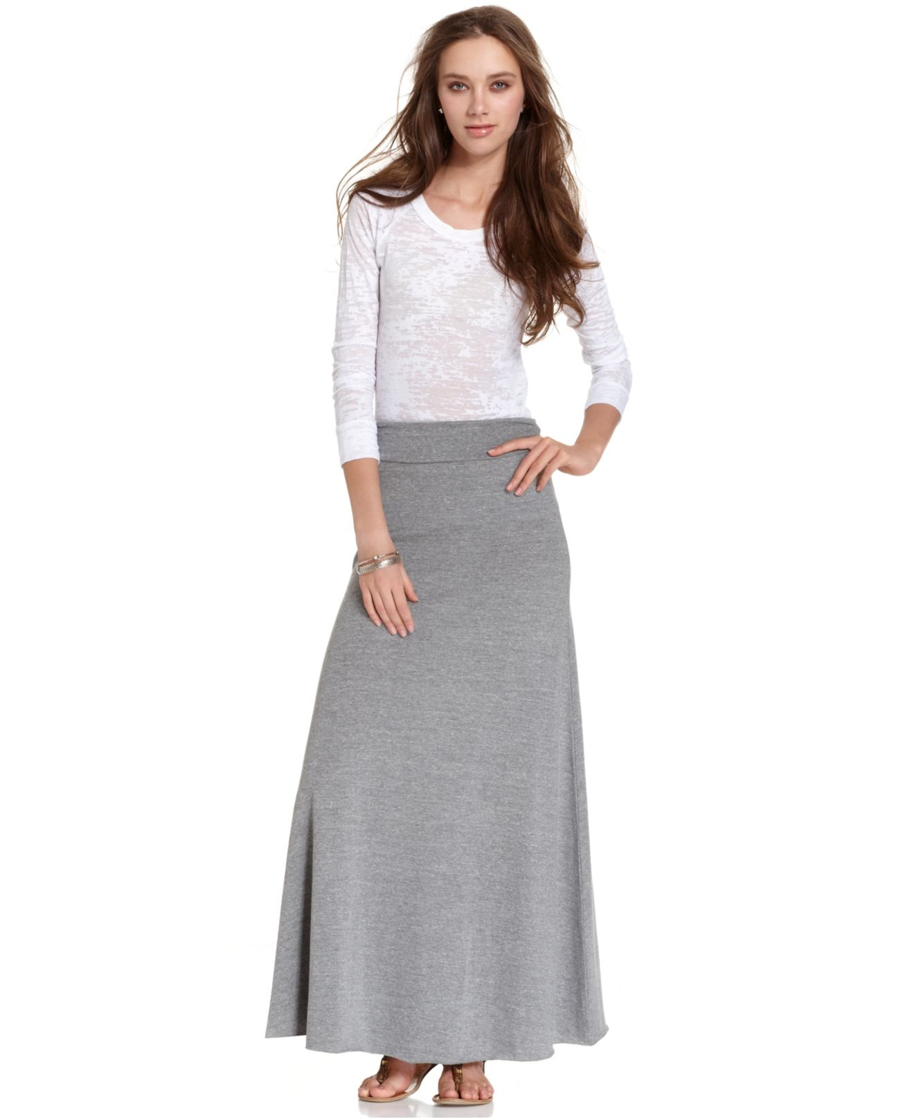 Your Selections Maxi skirts just might be the most comfortable skirt ever (but very fashionable) and we don’t think that you should be without. Our maxis come in a variety of patterns and styles. From bold prints to feminine pleats our long maxi skirts are so comfortable and chic that .