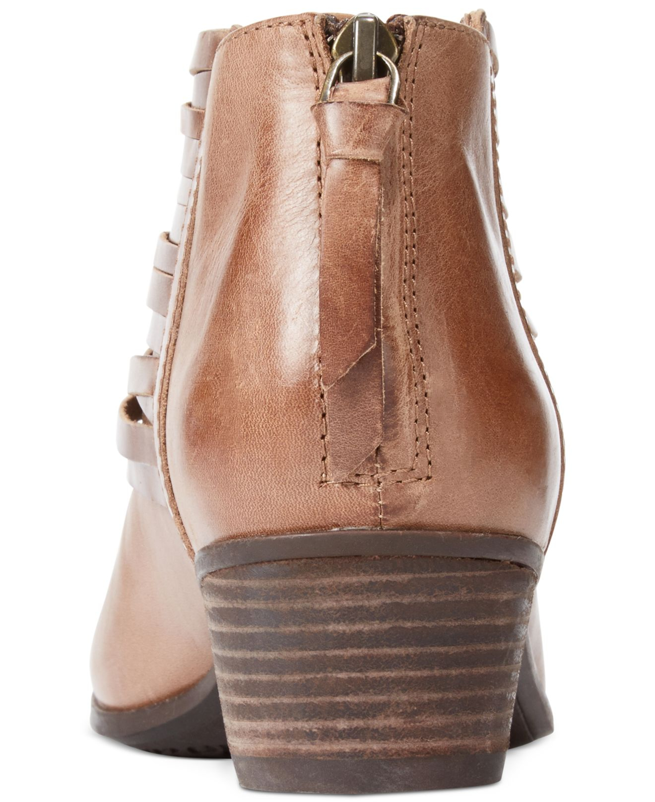clarks artisan leather ankle boots