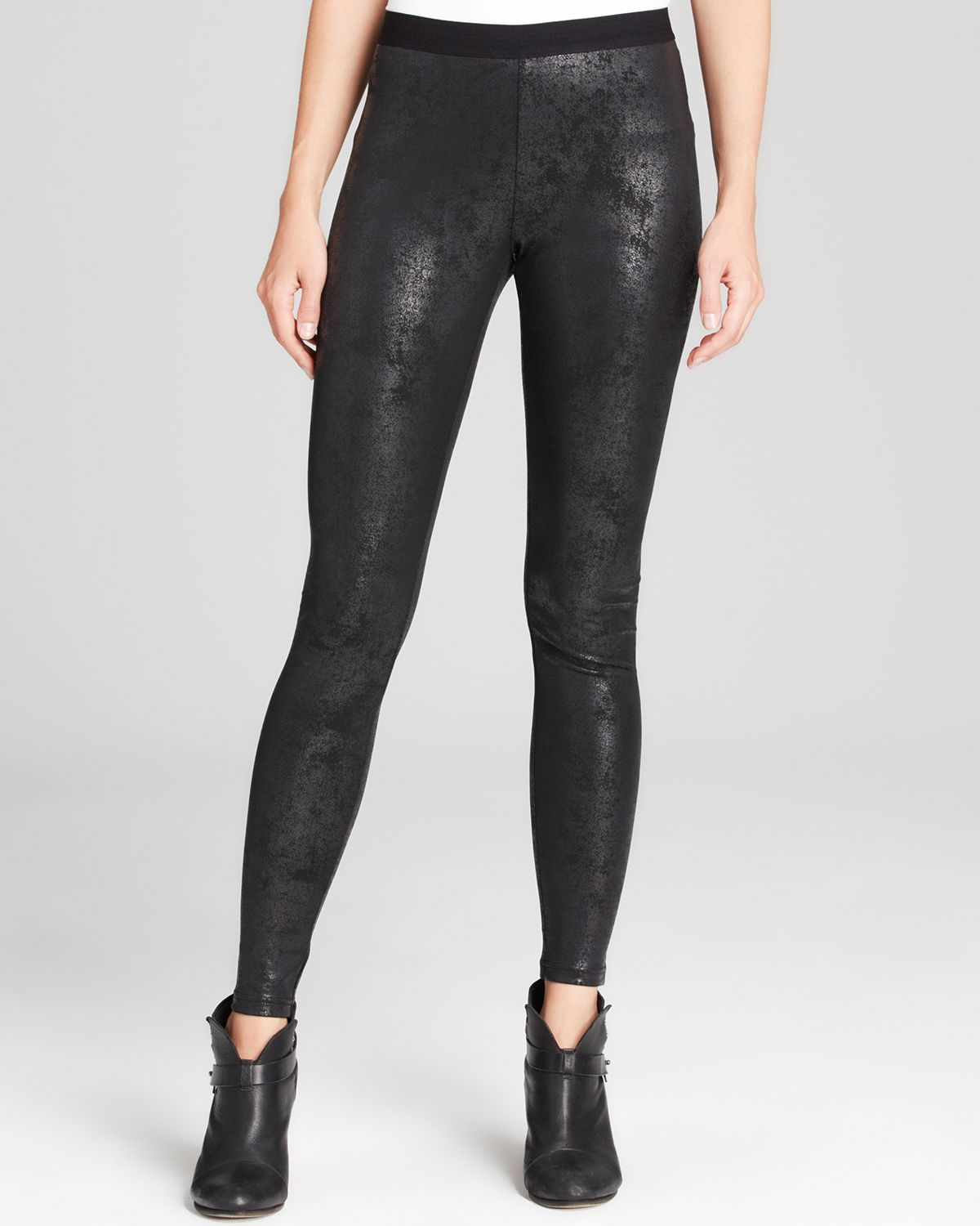hue distressed leggings