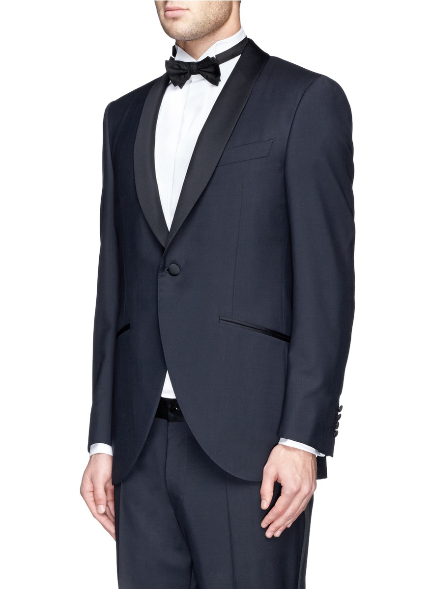 lapel guys Peaked lapels are uncommon but very dapper for men's jackets how do you know if you'll look good in one best men's jacket guide to suit styles. lapel guys Peaked lapels are uncommon but very dapper for men's jackets how do you know if you'll look good in one best men's jacket guide to suit styles.