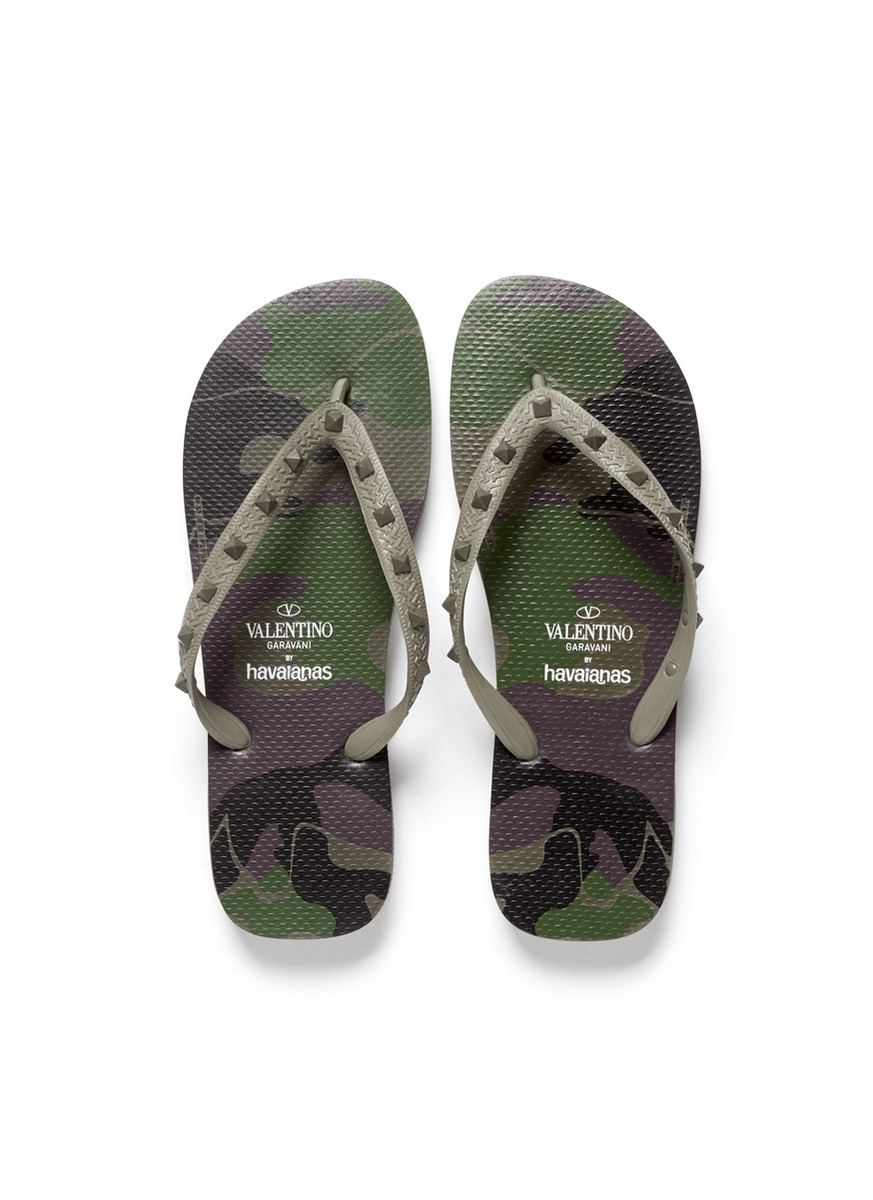 Valentino Garavani By Havaianas Men's Green Rockstud Camouflage Flip Flops Shoes 