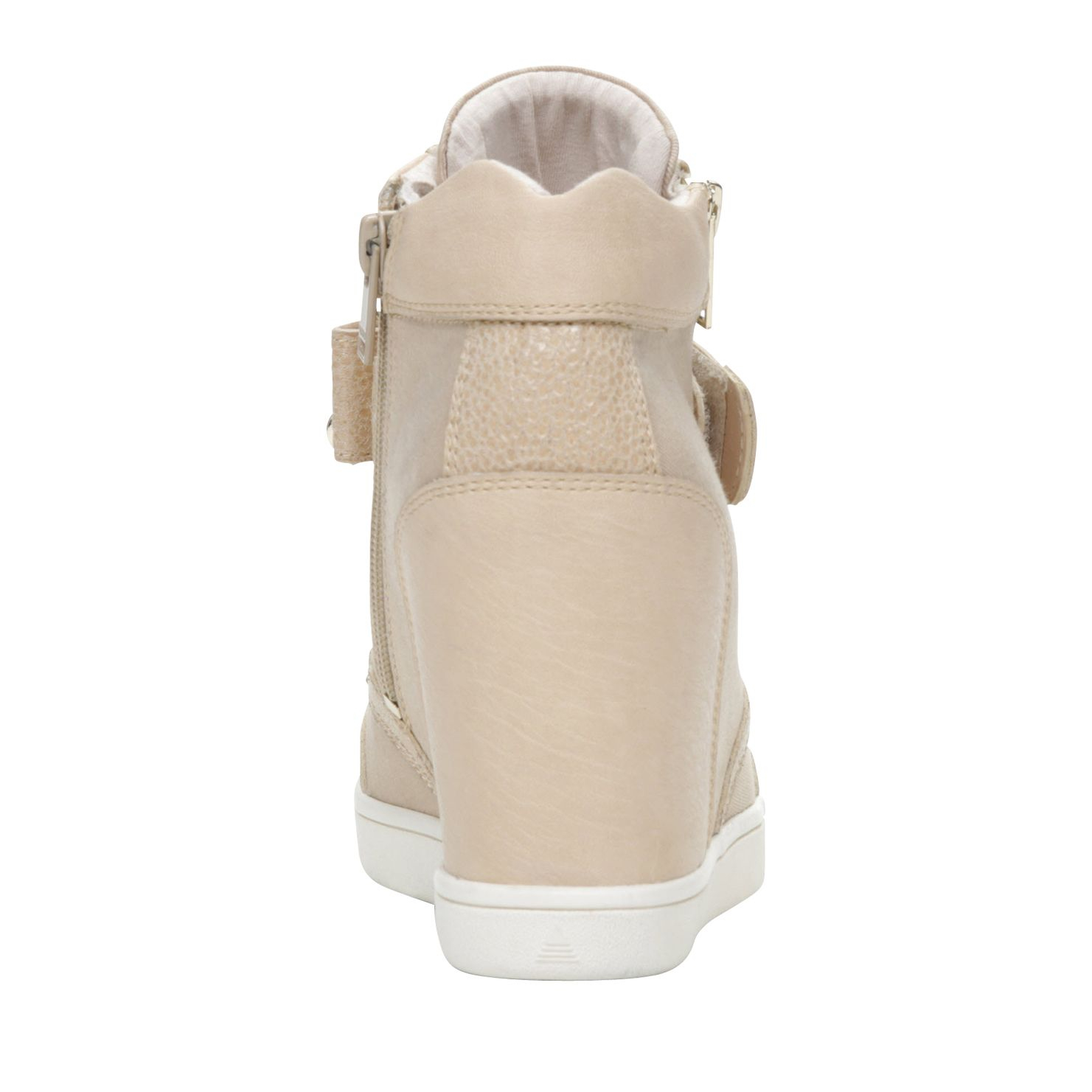 frye ella chelsea boot