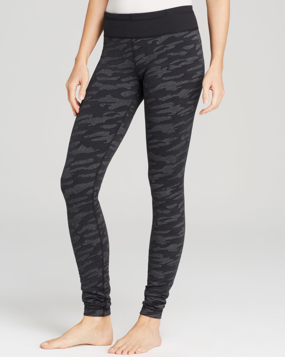 Under Armour Camo Leggings in Gray | Lyst