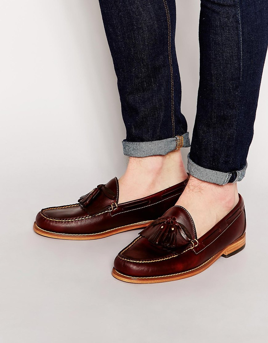 weejuns tassel loafers