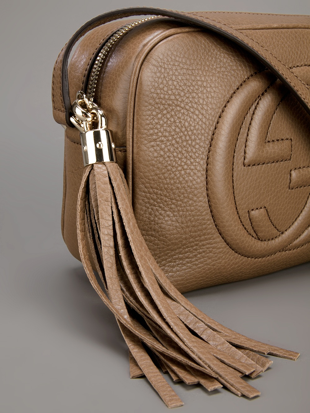 Gucci Logo Shoulder Bag in Brown | Lyst