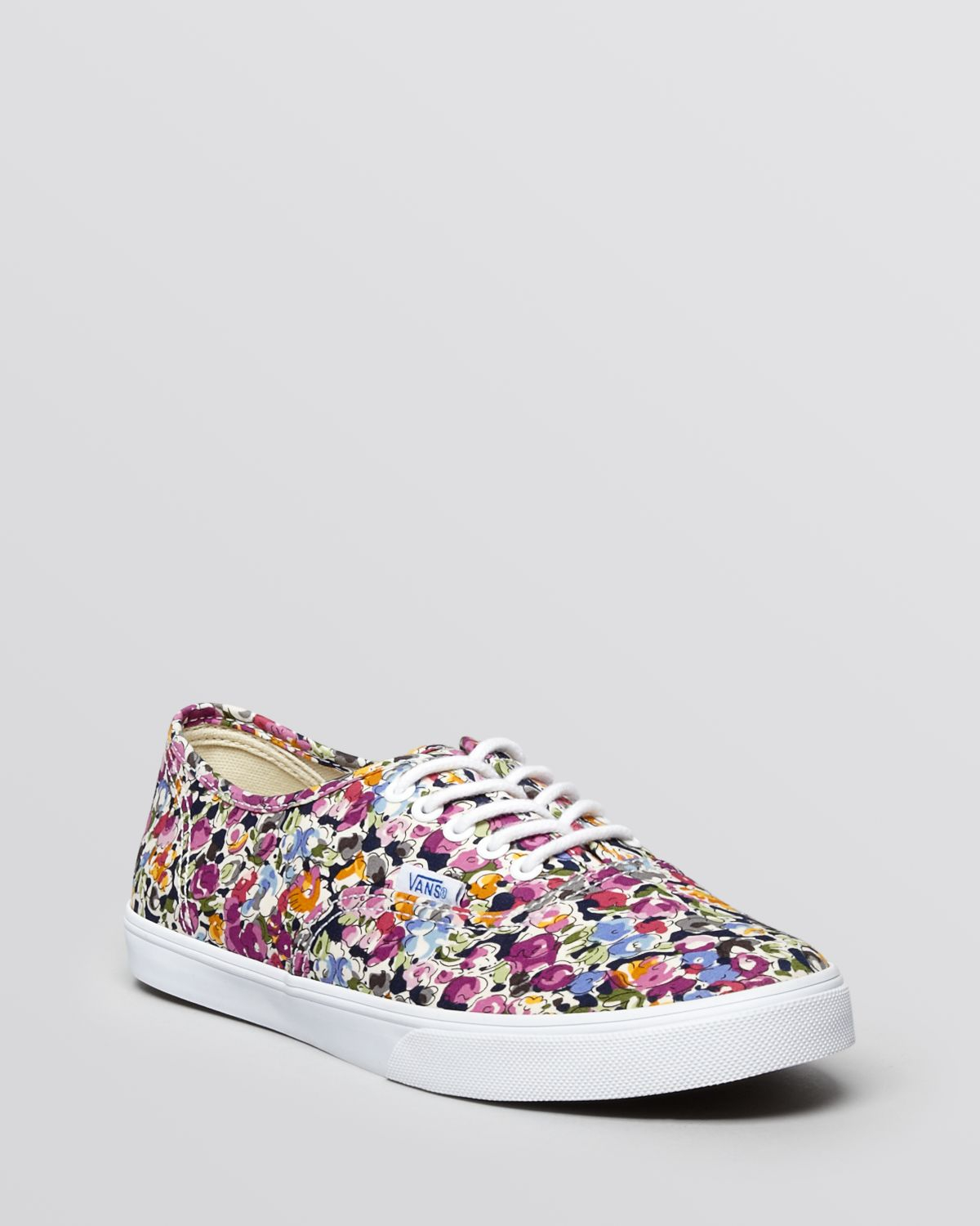 vans chambray floral authentic lo pro