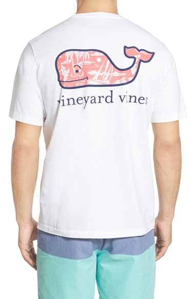 vineyard vines t shirt