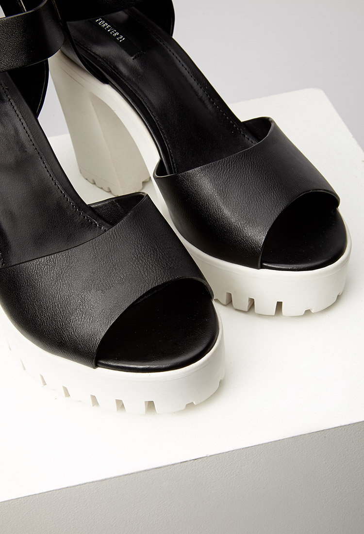 Forever 21 Lug Sole Platform Sandals in Black - Lyst