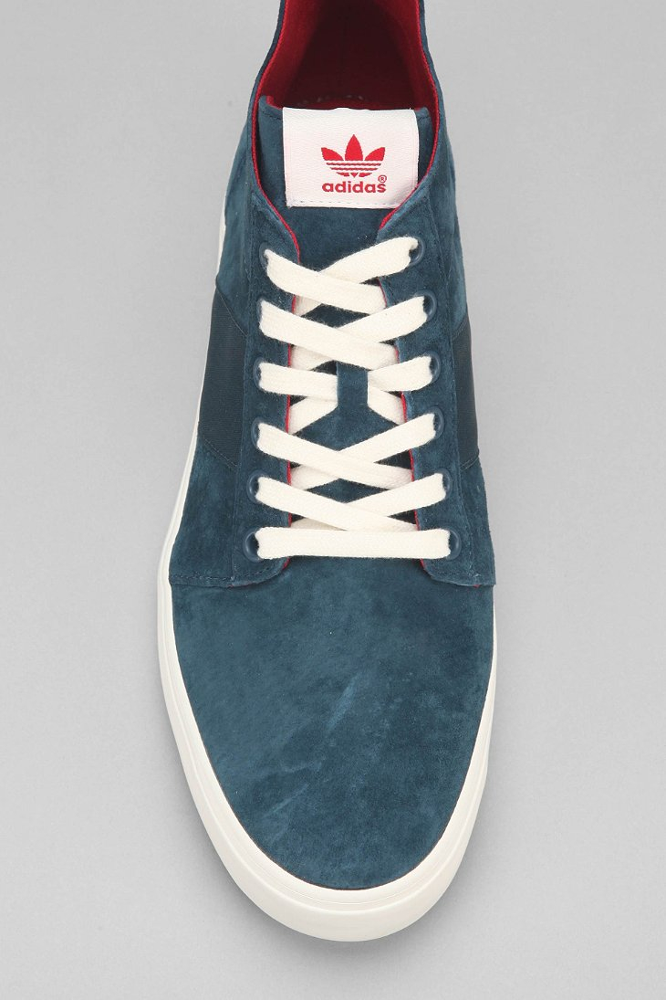 adidas chukka boots