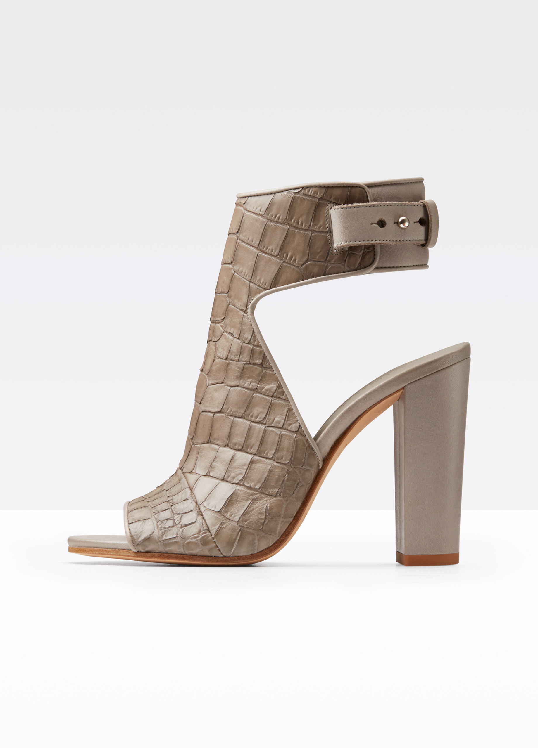 vince addie sandal